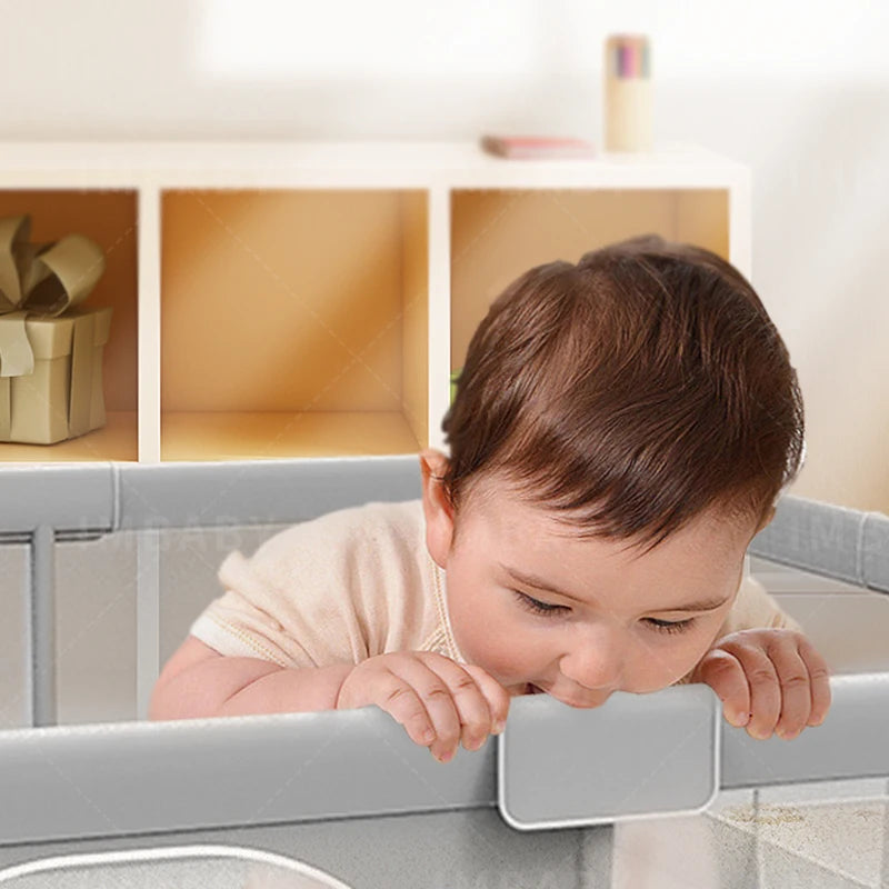 Niox Care SafeNest™ Baby Playpen 150 × 180 cm