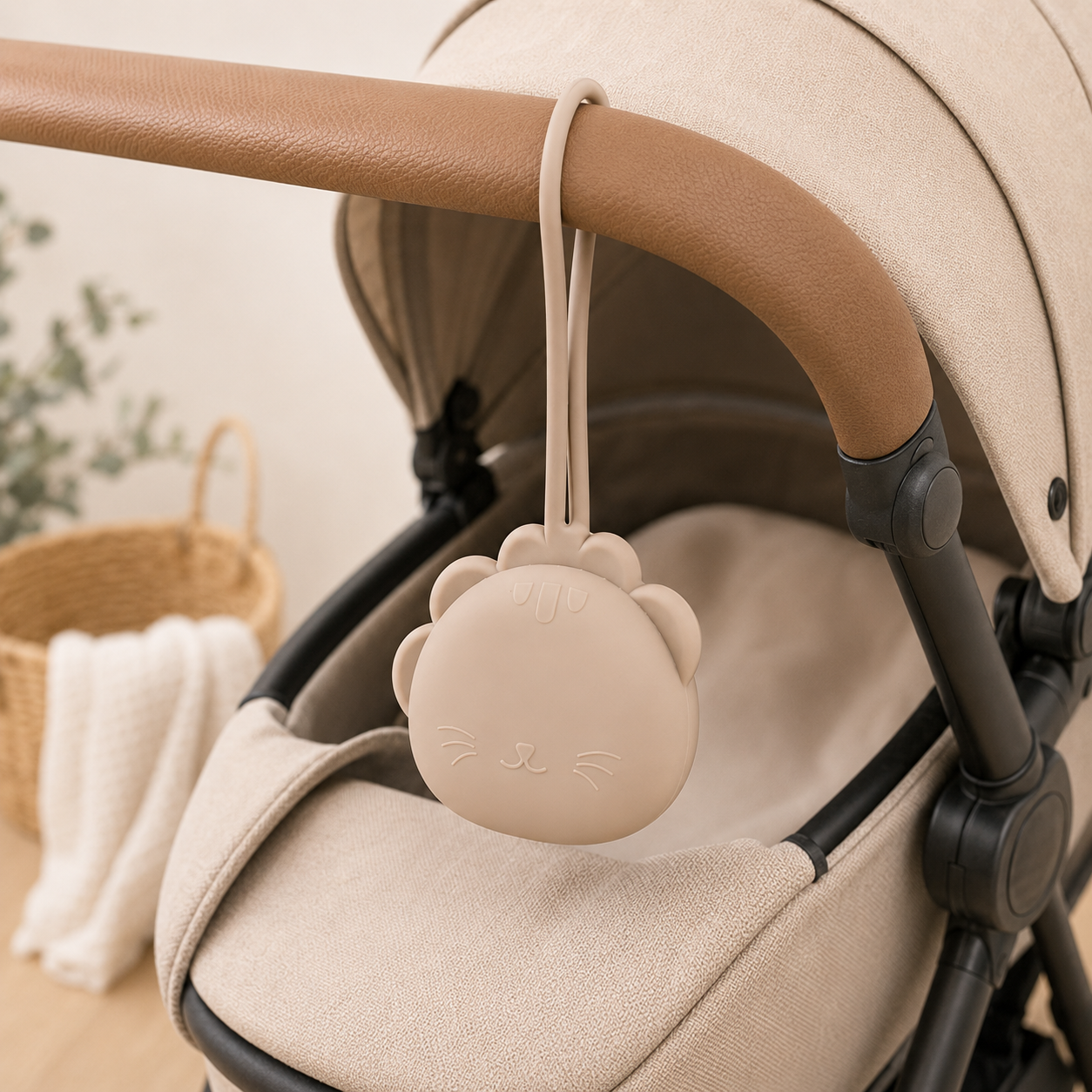 Niox Care PaciPouch™ Pacifier Holder